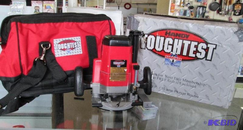 Handy ToughTest 12 plunge router. ...
