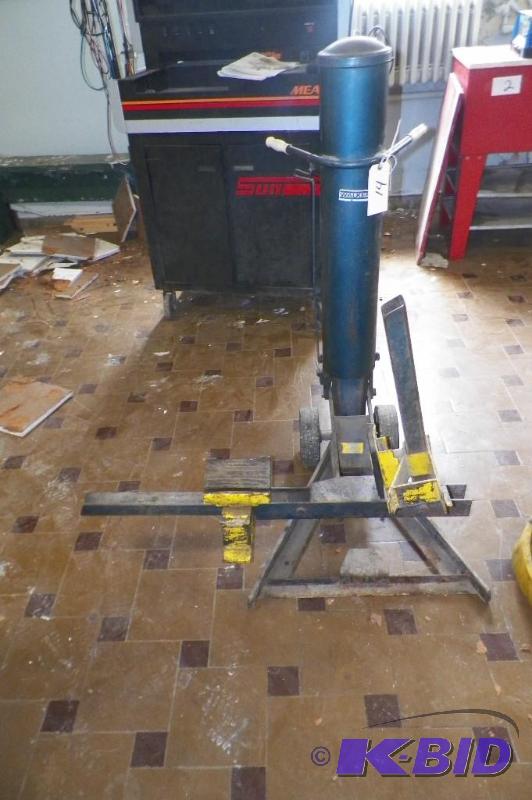 Walker Hydraulic Lift