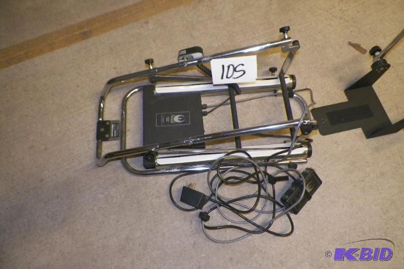 lot 105 image: Phonix Knee CPM