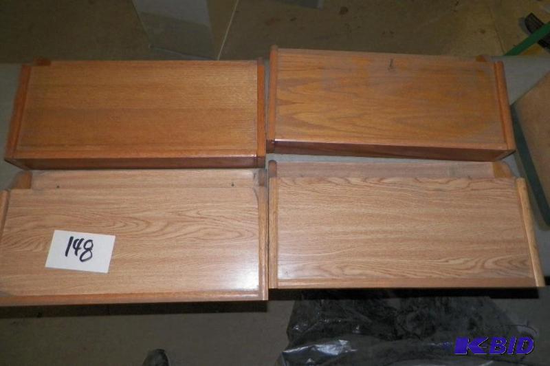 lot 148 image: 4 Magazine Holders