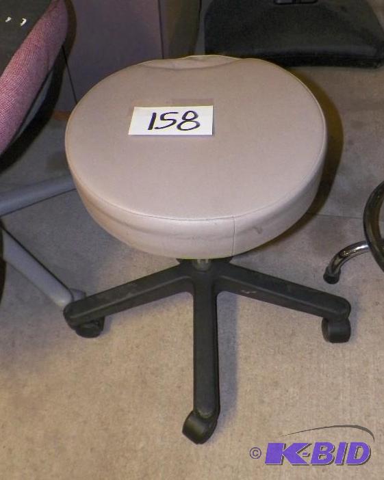 lot 158 image: Stool on Wheels