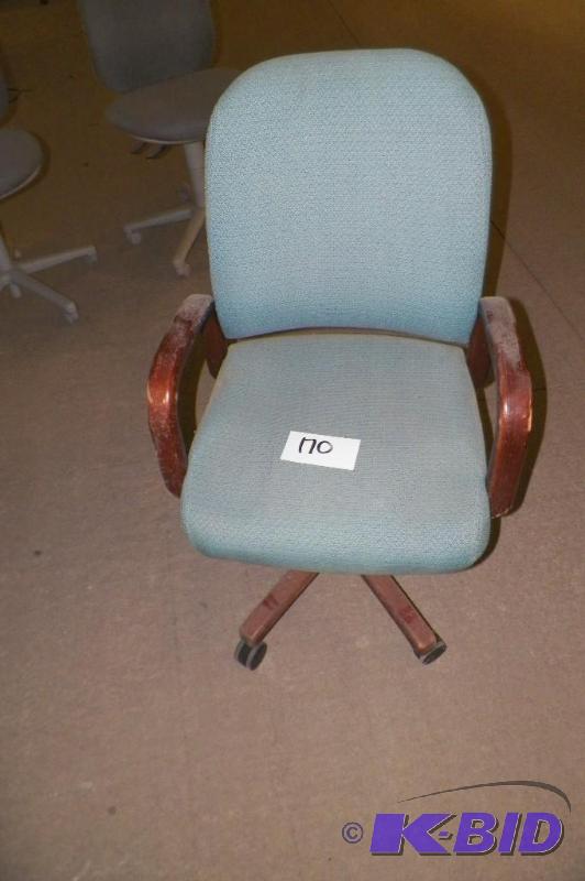 lot 170 image: Office Chair
