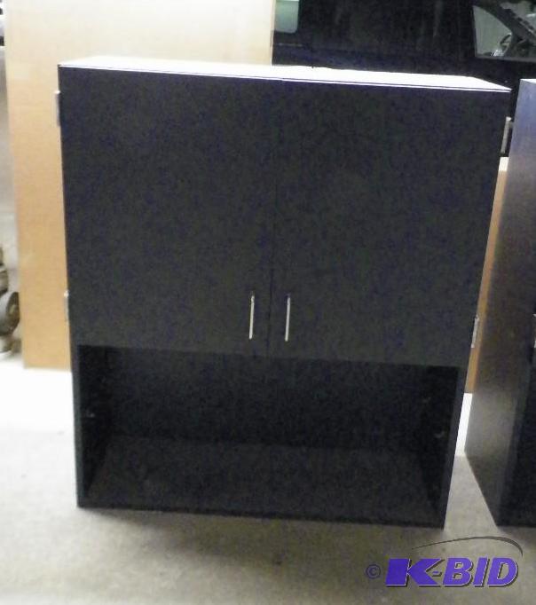 lot 25 image: Wall Cabinet with Adjustable Shelf 42x36