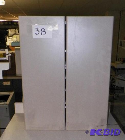 lot 38 image: Wall Cabinet with 7 Shelves