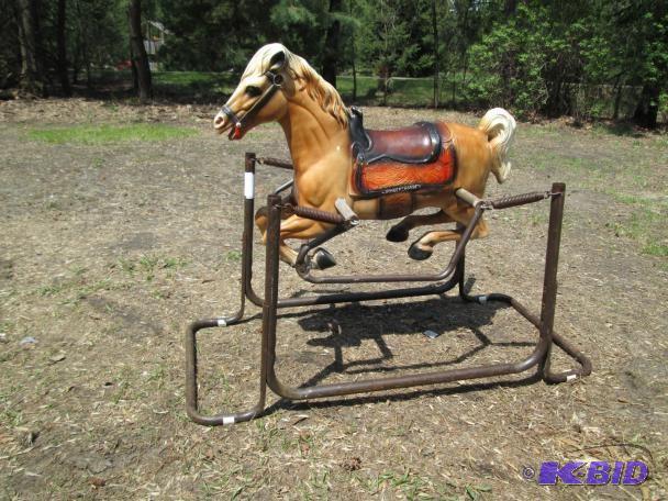 lot 9 image: Wonder Horse vintage rocking horse....