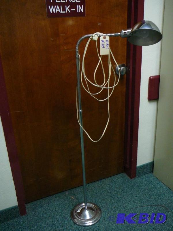 ADJUSTABLE LAMP...