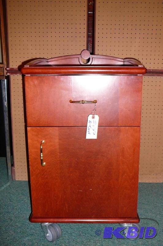 WOODEN NIGHT STAND ON CASTERS 20&qu...