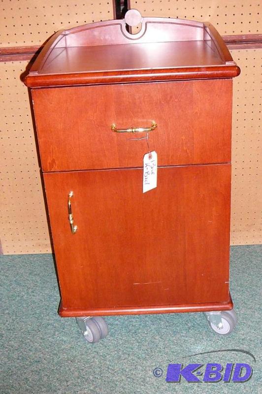 WOODEN NIGHT STAND ON CASTERS 20&qu...