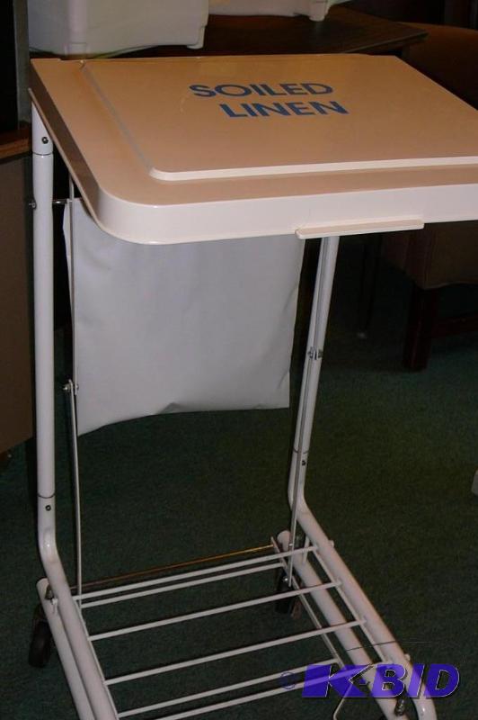 LINEN CART WITH STEP DOWN LID OPENE...