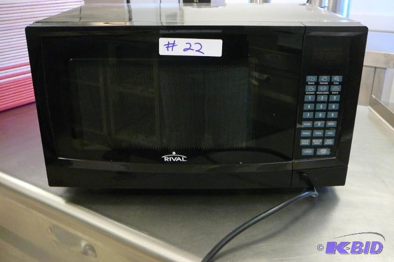 RIVAL MICROWAVE OVEN CLEAN WORKS So...