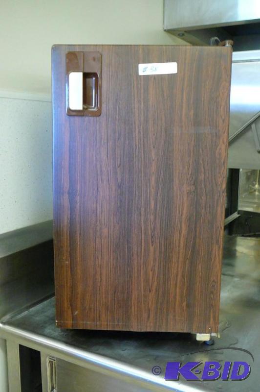 PANASONIC FREE STANDING MINI REFRIG...