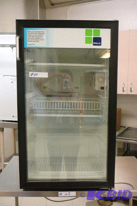 TURBO AIR COMMERCIAL REFRIGERATOR&n...