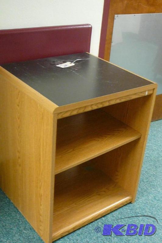 OAK STAND WITH 1 SHELF 21&quotD X ...