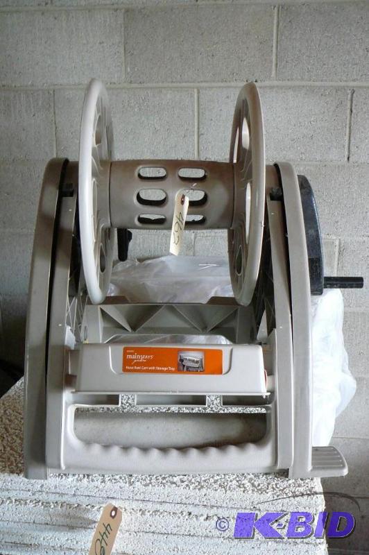 Hose Reel mainstays looks new  Can ...
