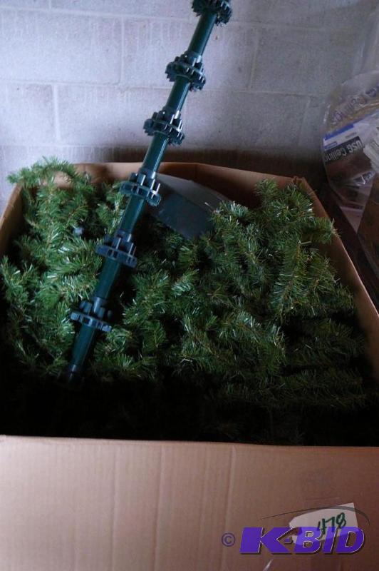 Christmas Tree Large Can only be pi...