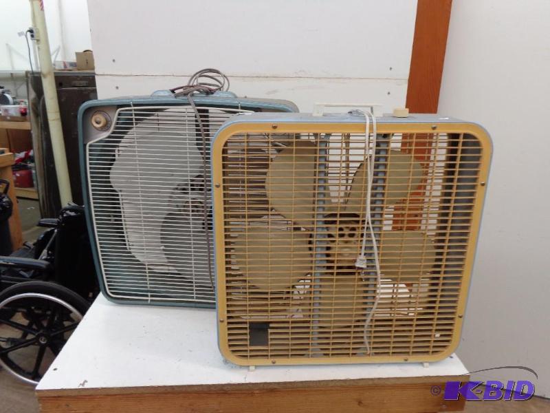 lot 19 image: Reversible Fan Box Fans K-Mart Fan ...