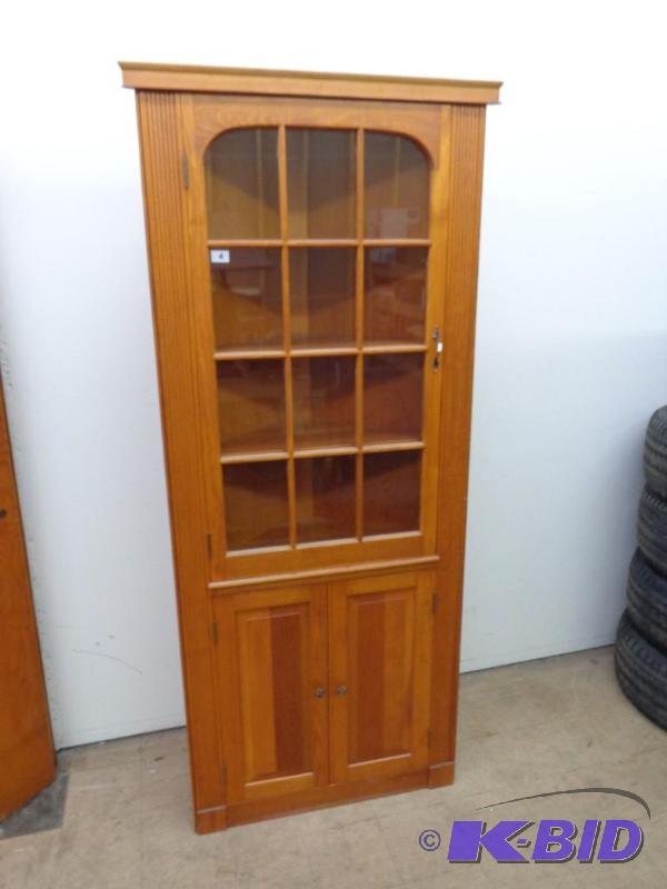 lot 4 image: Corner Cabinet 6 Shelves 78.5"...