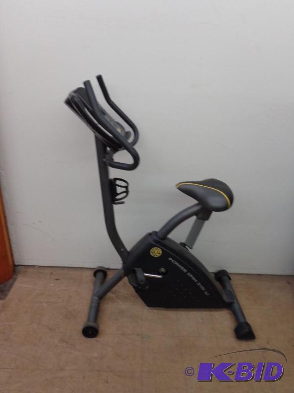lot 6 image: Golds Gym Power Spin 210 V wMagne...