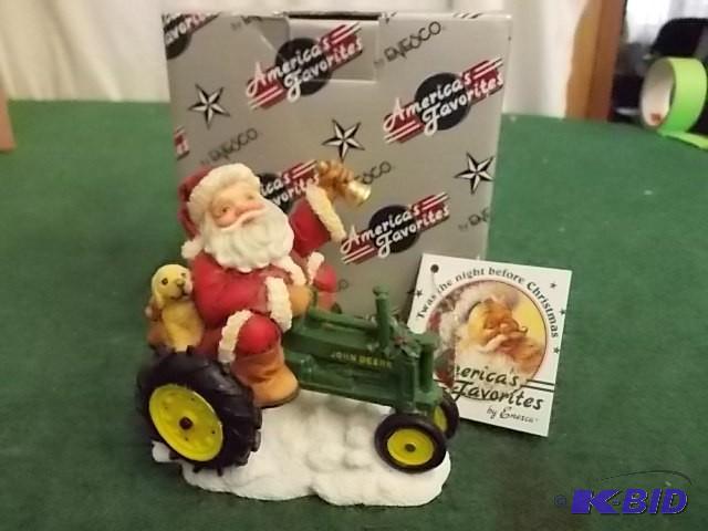 Enesco&nbspSanta On John Deere Tra...