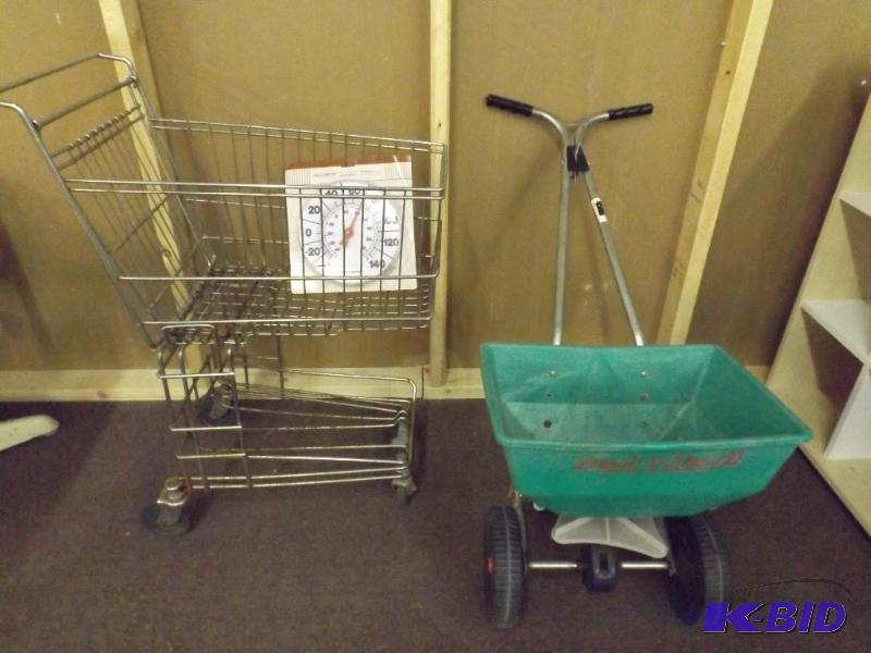 Vintage small size shopping cart.&n...