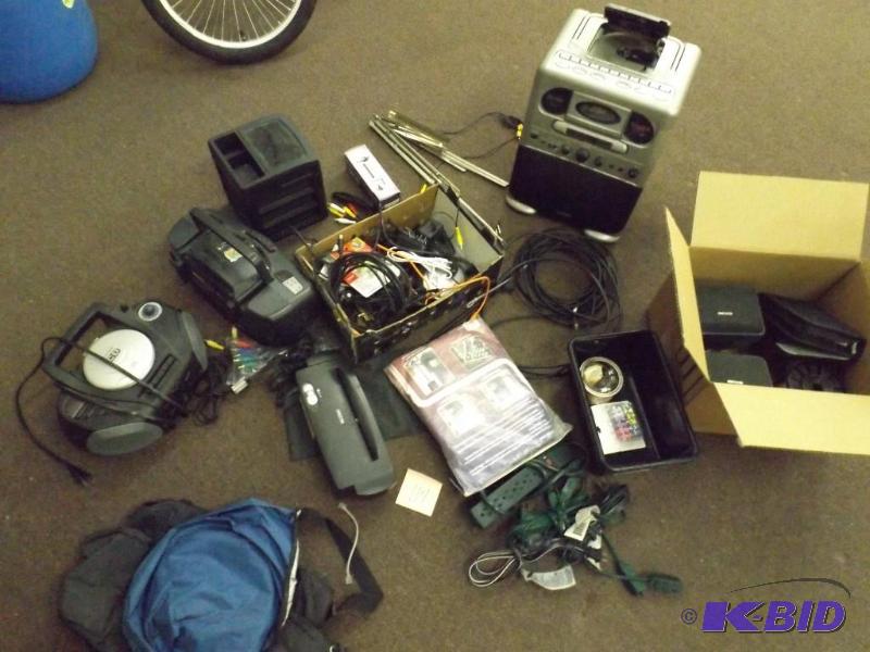 This is a mish mash of electronics....