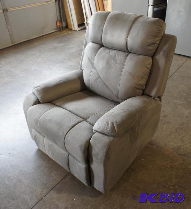 New McLeland&nbspRecliner. Gray in...