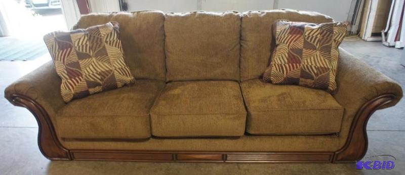 Brand New Couch w legs. L-37&quot...