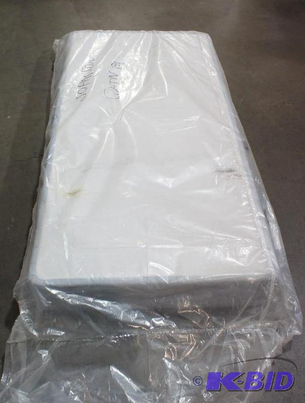 Serta Twin Box spring. New in packa...