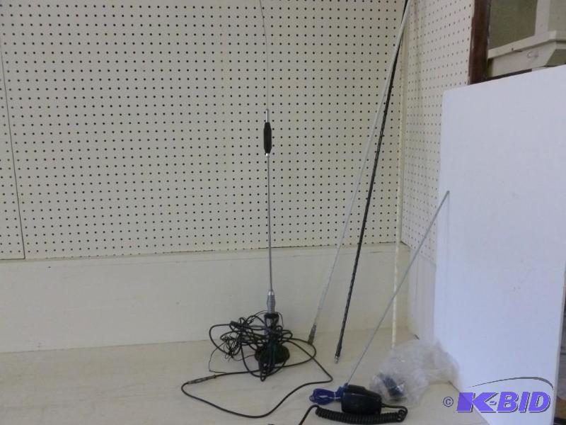 lot 187 image: Lot of four CB radio antennas and ...