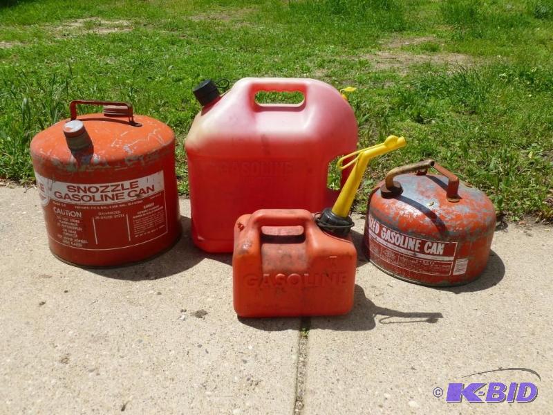 lot 229 image: Lot of four gas cans that includes ...