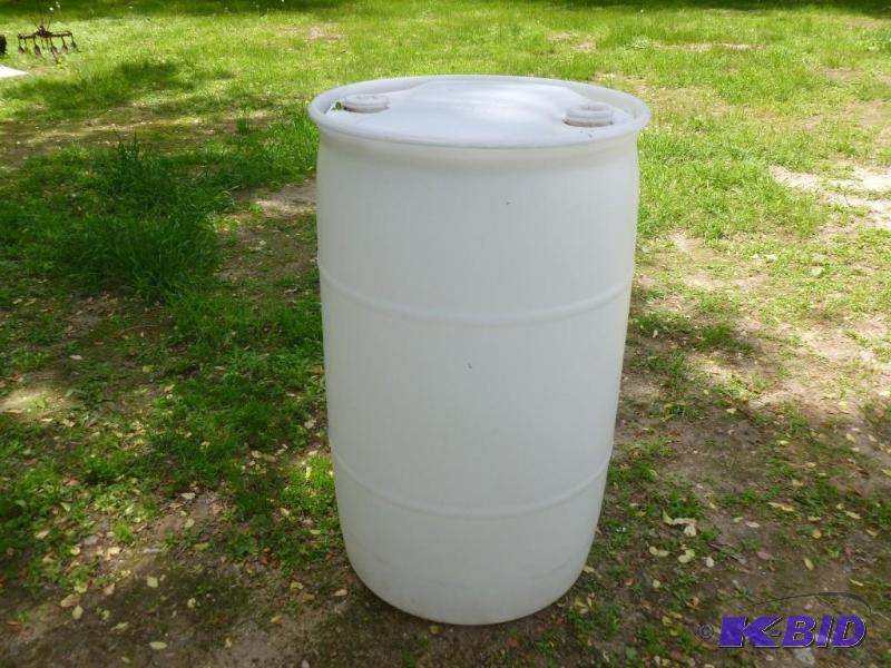 lot 234 image: Large 55 gallon plastic drum, comes...