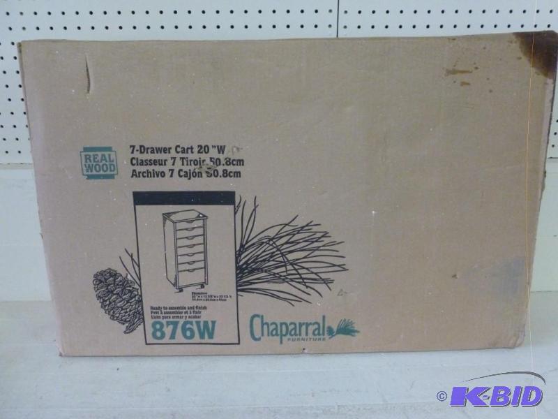 lot 31 image: Chaparral Furniture 7 - drawer soli...