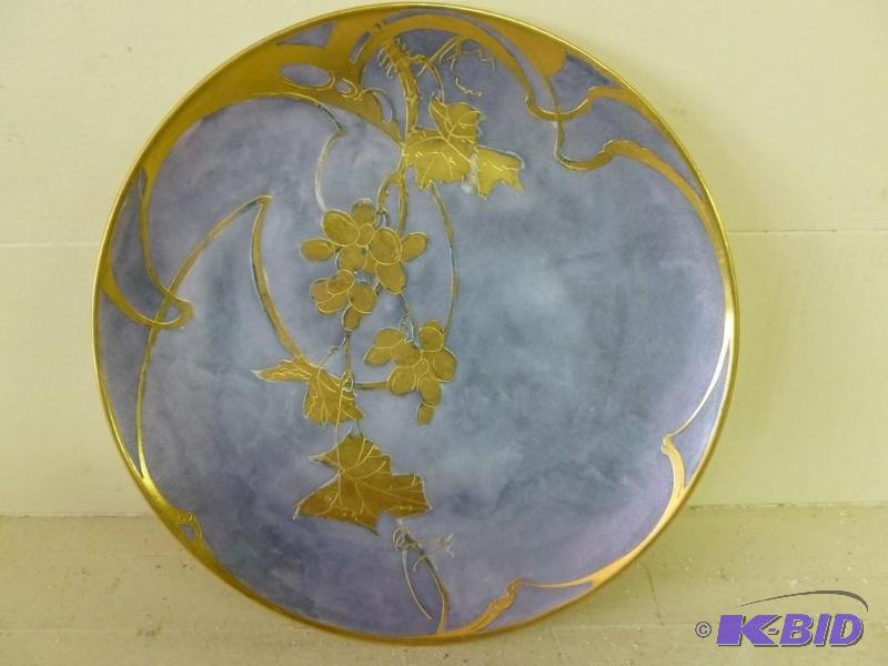 lot 64 image: Beautiful Haviland gold plated cook...