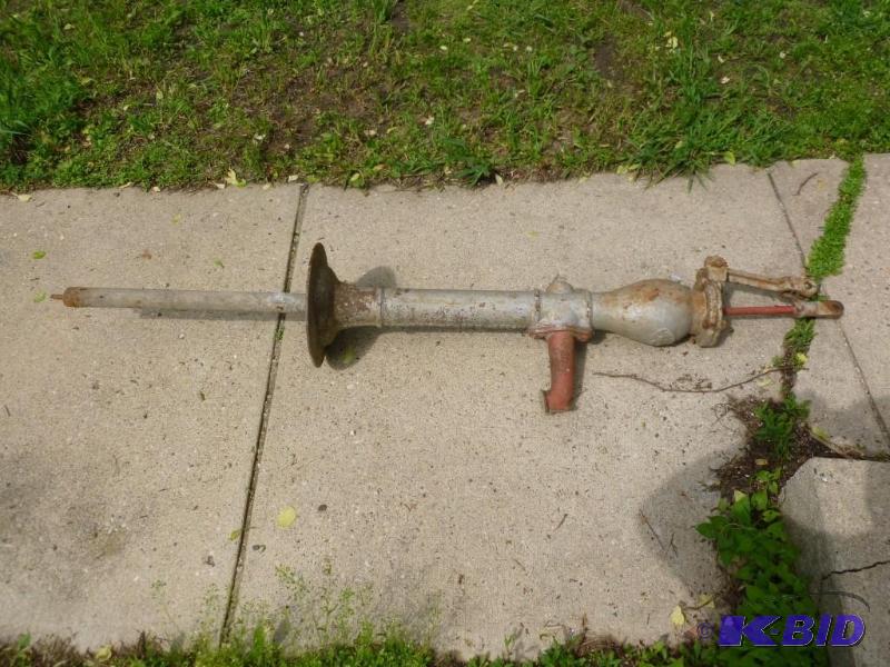 lot 7 image: Large Vintage Duplex Manufacturing ...