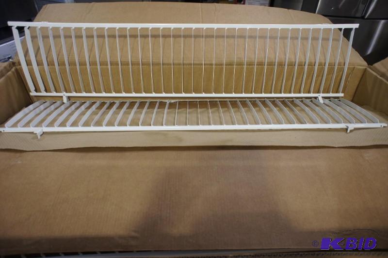 lot 58 image: Standard Grid Troffers  (40) total...