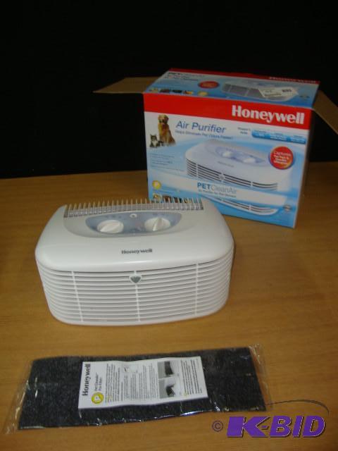 lot 10 image: Honeywell PetCleanAir Air Purifier,...