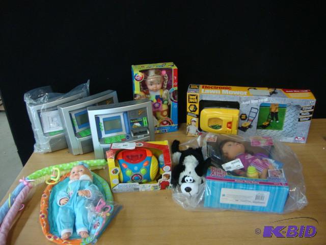 lot 41 image: Lot of Kids Toys & Dolls, untes...