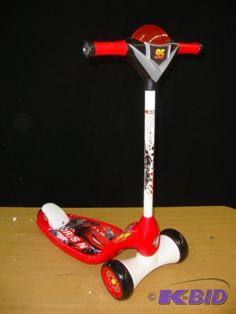lot 56 image: Huffy Disney Cars Scooter...
