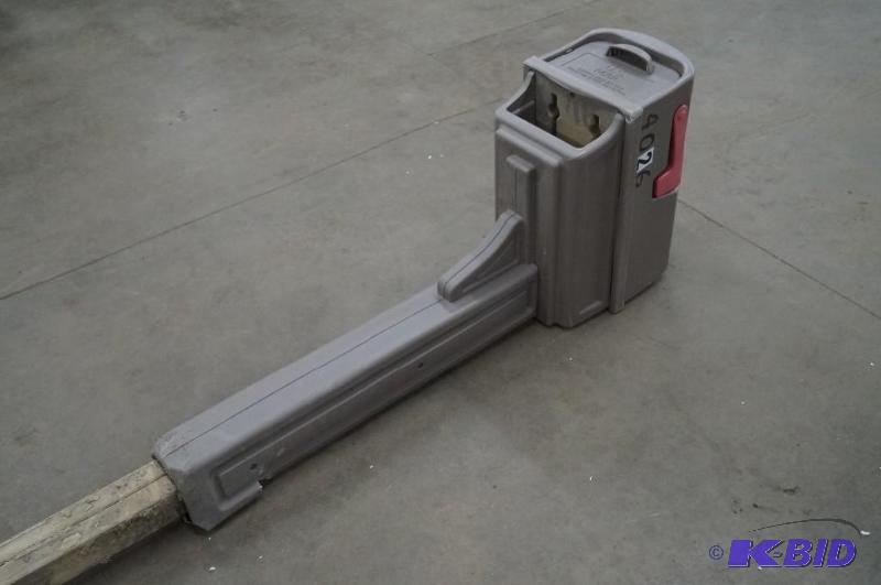 plastic mail boxes