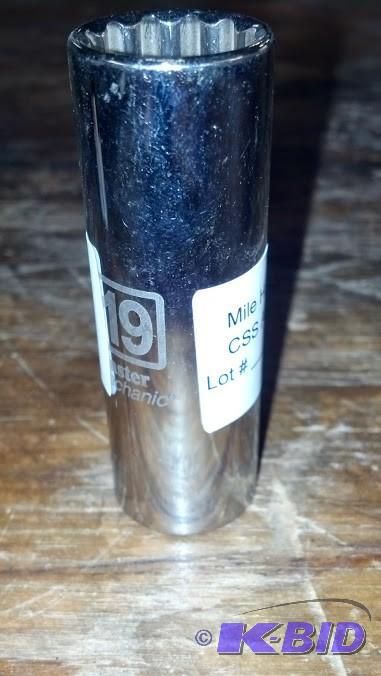 Master Mechanic  (lifetime warranty) Metric Socket - 19 mm with 12 inch drive Deep Socket