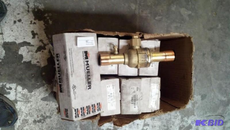 Mueller Refrigeration Company  1 18 inch Ball Valve with Access (7)