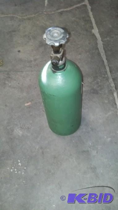 Green 10lb welding O2 tank
