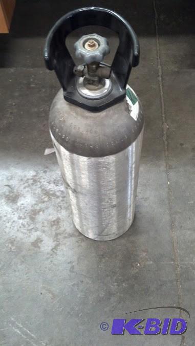 Grey with black handle 25lb Nitrogen welding Tank