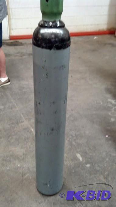 Grey with green lid 75lb Nitrogen welding tank