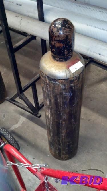 Black with black top 69lb Acetylene welding tank