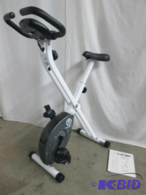lot 19 image: Marcy Foldable Exercise Bike