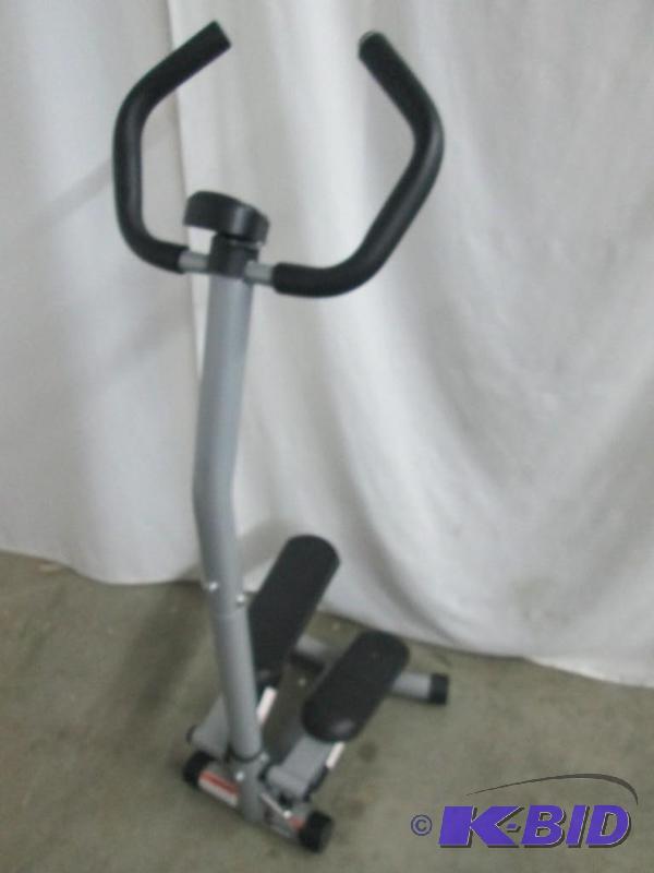 lot 22 image: Impex Hers Mini Stepper
