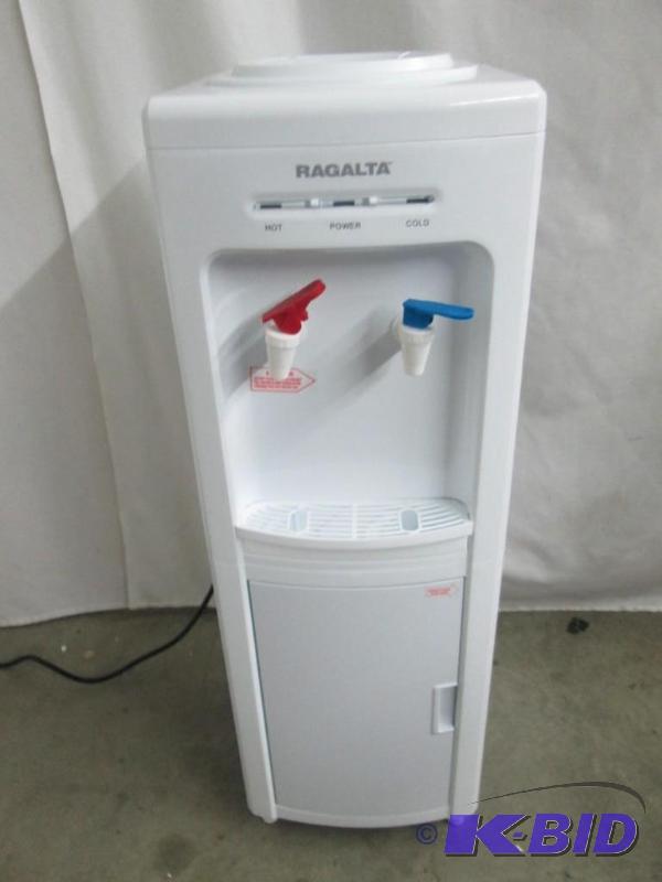 lot 30 image: Ragalta Thermo Electric Hot and Cold Water Cooler