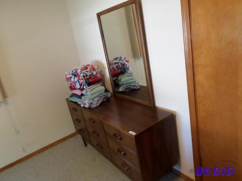 lot 33 image: Wood Dresser with Mirror...