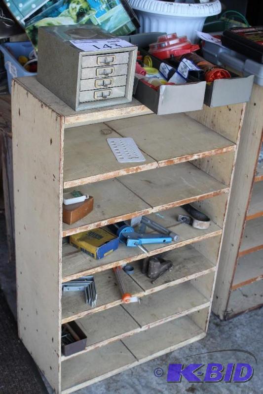 lot 143 image: Shelf Lot of ONLY contents Bracket...